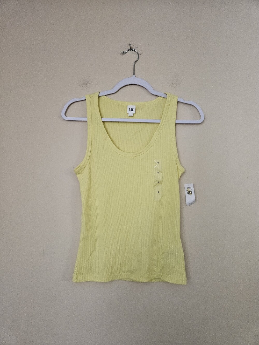 GAP Light Yellow Ribbed Tank Top, Size Small
